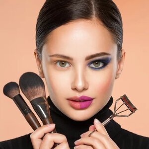 Outdated Makeup Trends To Leave Behind In 2022