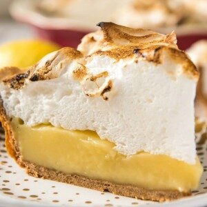 Turn Classic Lemon Meringue Into A Crowd-Pleasing Slab Pie