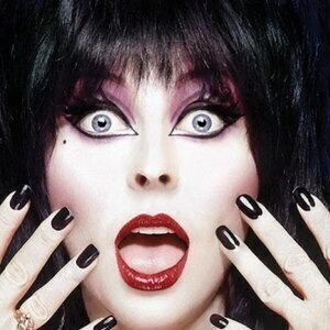 What Elvira Looks Like Today May Surprise You - ZergNet