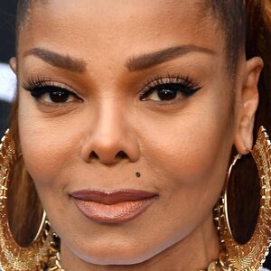 Why Janet Jackson Got Banned From Grammys After Super Bowl Show - ZergNet