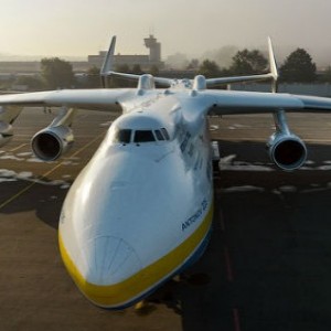 18 Incredible Facts About The Largest Plane Ever Built