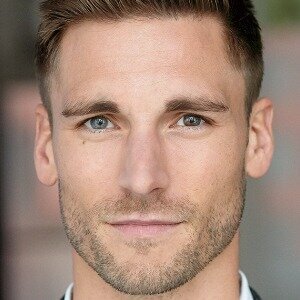 The Andrew Walker You Dont Know Shocking Tv Roles Revealed - 6t61qvz