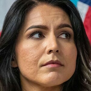 The Untold Truth Of Tulsi Gabbard - ZergNet