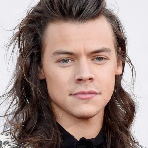 Harry Styles Finally Reveals When He’ll Cut His Hair - ZergNet