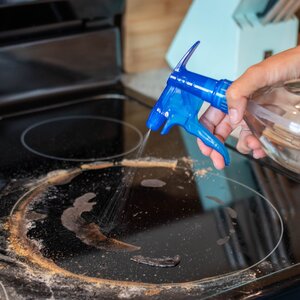 How You're Cleaning Your Glass Top Wrong And Here's The Fix