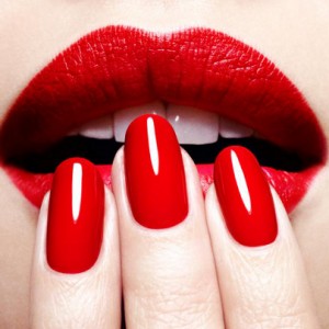 The One Trick to Drying Your Nail Polish Insanely Fast - ZergNet