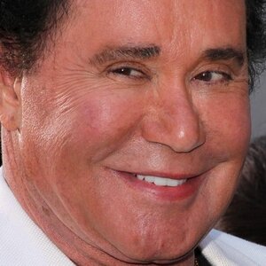 There's A Clear Reason Why Wayne Newton Went Completely Broke