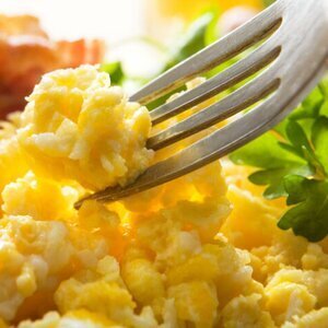 The Restaurant Trick You Need To Know For Scrambled Eggs - ZergNet