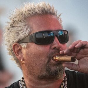 Controversial Things About Guy Fieri That Fans Just Ignore