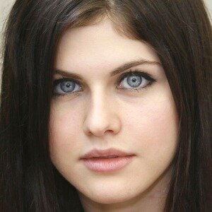 We Can't Stop Staring At Alexandra Daddario's Transformation - ZergNet