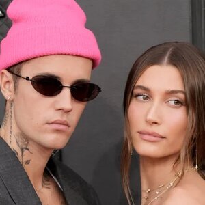 Justin & Hailey Bieber's Marriage Has Red Flags That Are Toxic