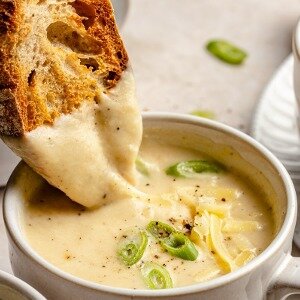 This Creamy Roasted Garlic Soup Is A Savory One Pot Wonder