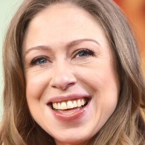 Chelsea Clinton Has Completely Turned Her Style Around