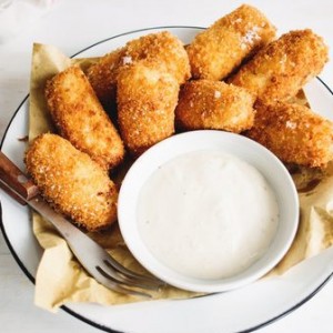 Must-Try Cheddar Bacon Tater Tots