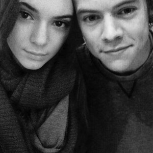Are Kendall Jenner & Harry Styles Dating? - ZergNet