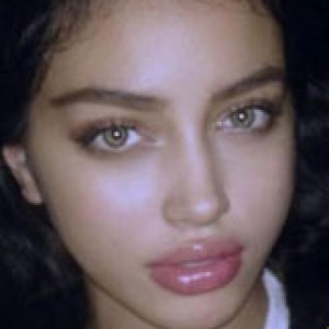 Justin Bieber's Instagram Mystery Girl Responds