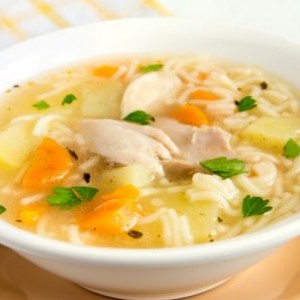 Perfectly Seasoned Chicken Noodle Soup - ZergNet