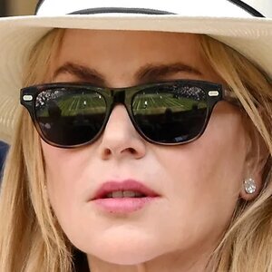 We're Begging These Celebs To Look At Their Eyebrows In A Mirror