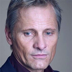 Viggo Mortensen's Tragic Life Has Everyone So Heartbroken