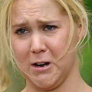 Amy Schumer Got A Negative Review & Didn't Take It Very Well