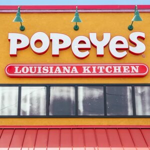 Pro Tips That Only True Fans Follow At Popeyes