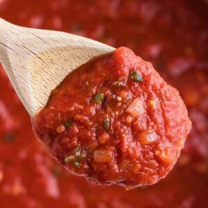 The Secret Liquid That Makes Spaghetti Sauce Taste Better