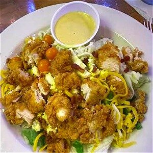 The Best Texas Roadhouse Salad Is An Easy Choice