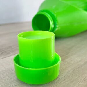 Hold Onto Your Detergent Lid, It Has Another Use