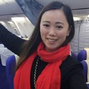 Woman Gets Whole Plane To Herself On Flight Home - ZergNet