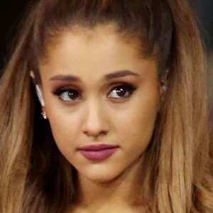 Ariana Grande's Latest Gym Look Was Pretty Terrifying