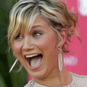 Watch What You Say On Jennifer Nettles' Twitter Page