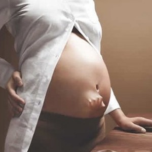 The Most Cringe-Worthy Pregnancy Photos Ever