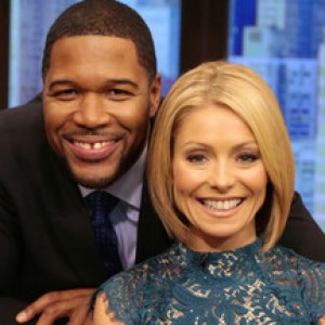 7 Shocking Figures Behind Michael Strahan’s  : Financial Reports Net Worth 2026: Career Earnings & Assets